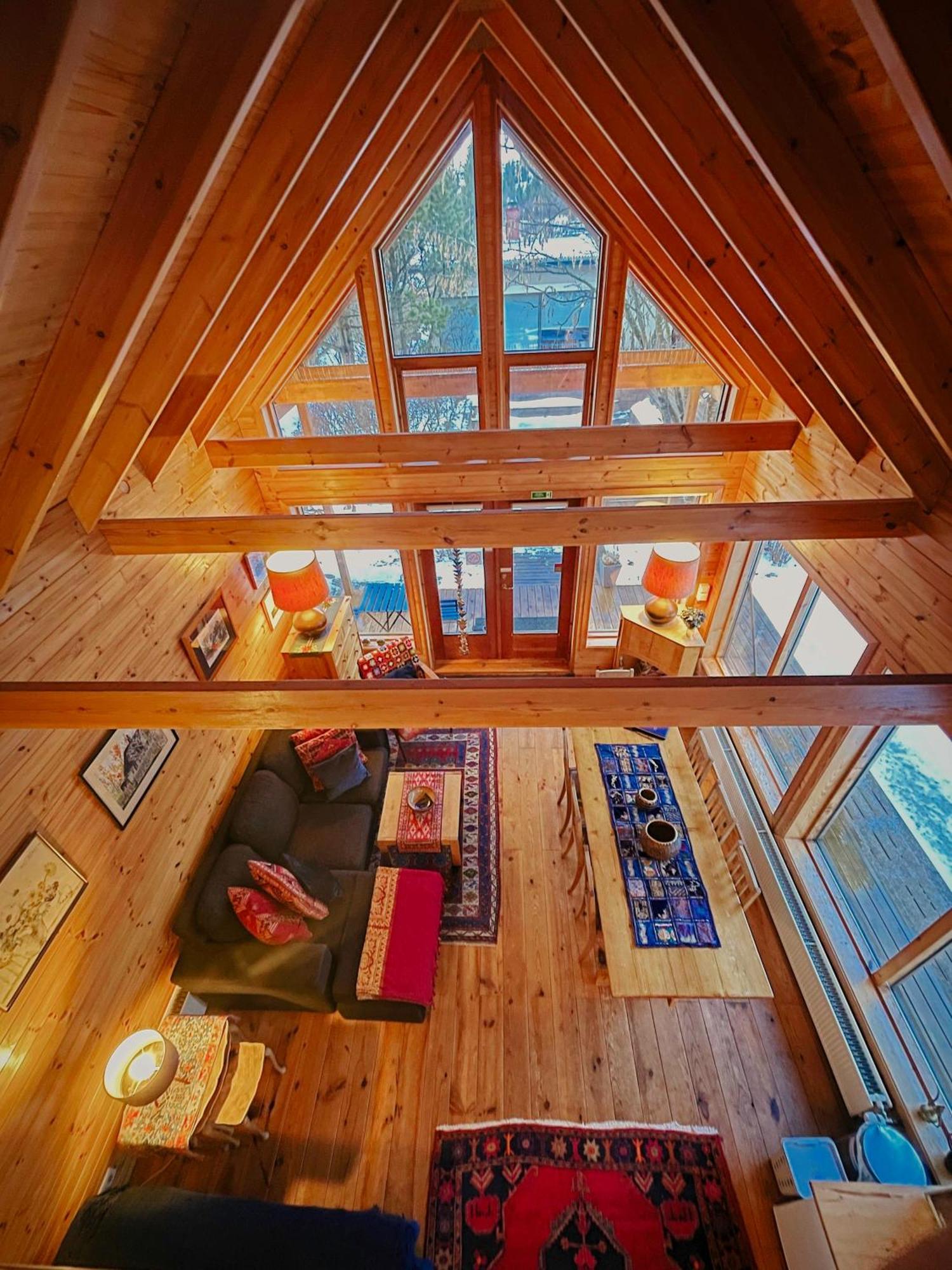 Beautiful Cottage In Хверагерди Екстериор снимка