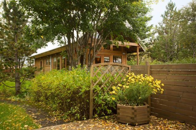 Beautiful Cottage In Хверагерди Екстериор снимка